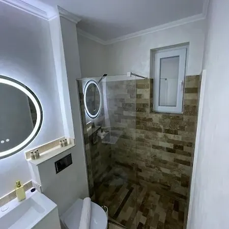 6 Apartment